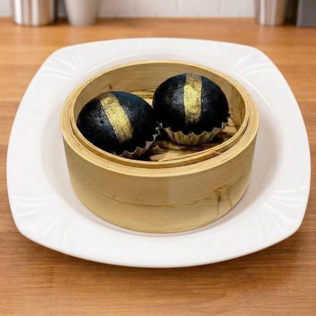 Salted Egg Lava Bun (3).