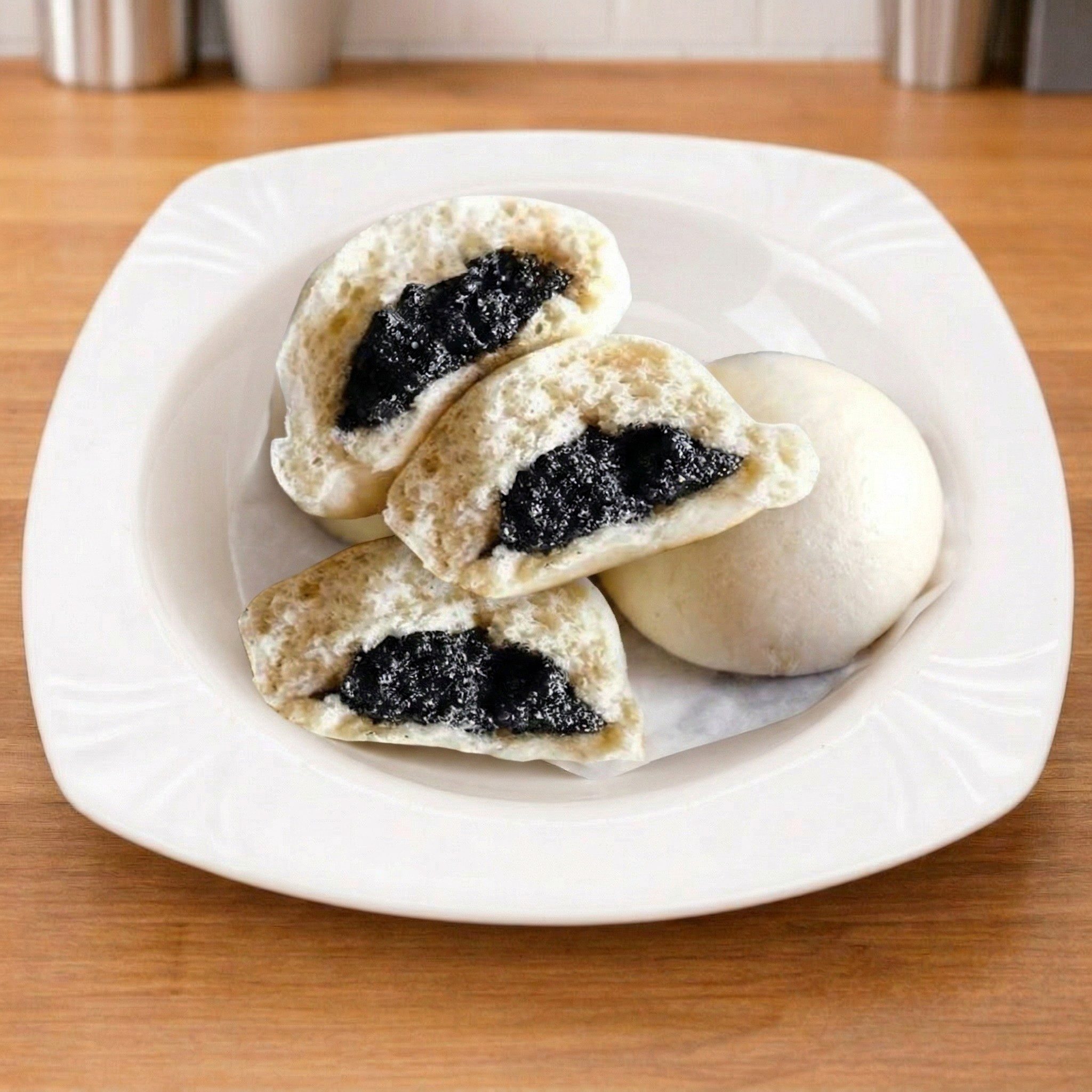 Sesame Paste Bun (3).